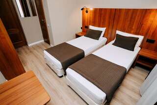 Гостевой дом Амиго Туапсе Двухместный стандартный номер с 1 кроватью или 2 отдельными кроватями-7
